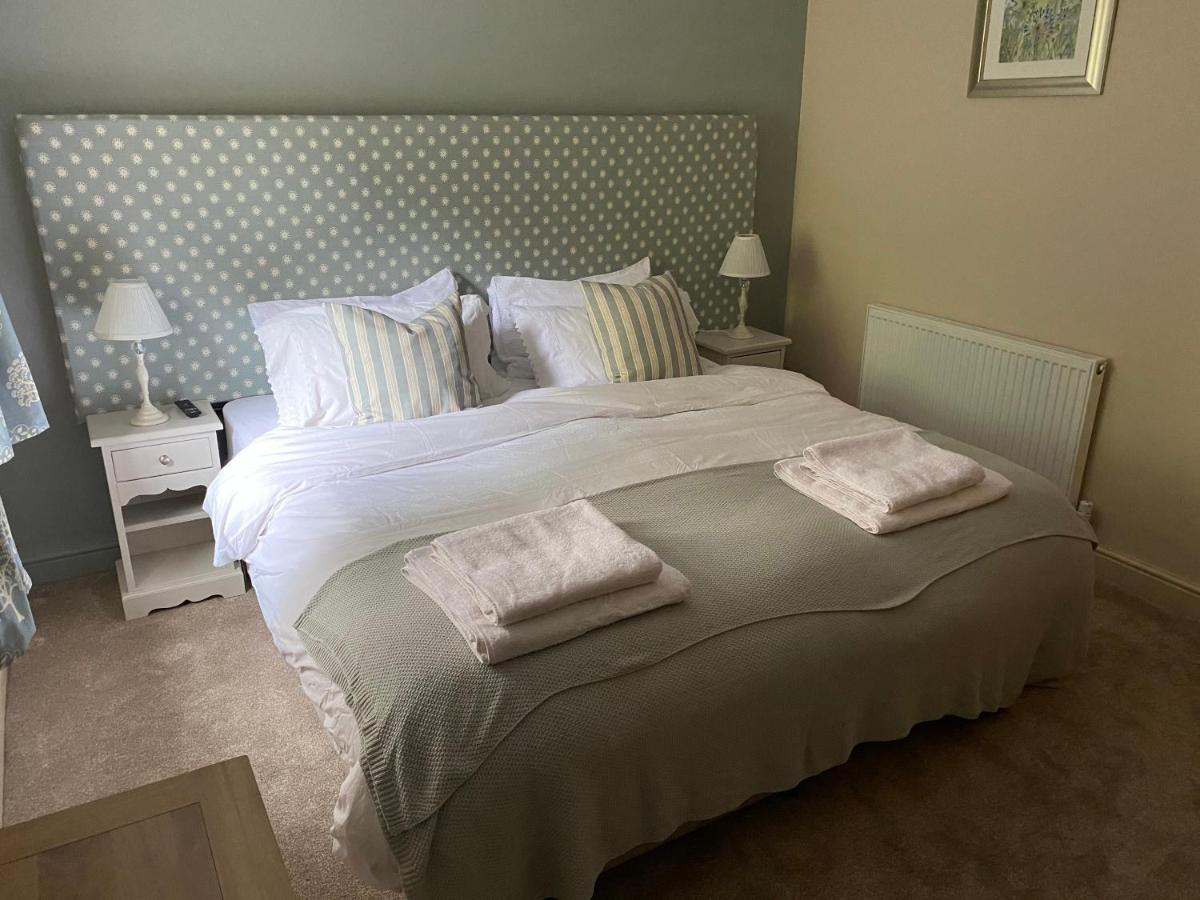 The Gables Bed & Breakfast Matlock  Exteriör bild